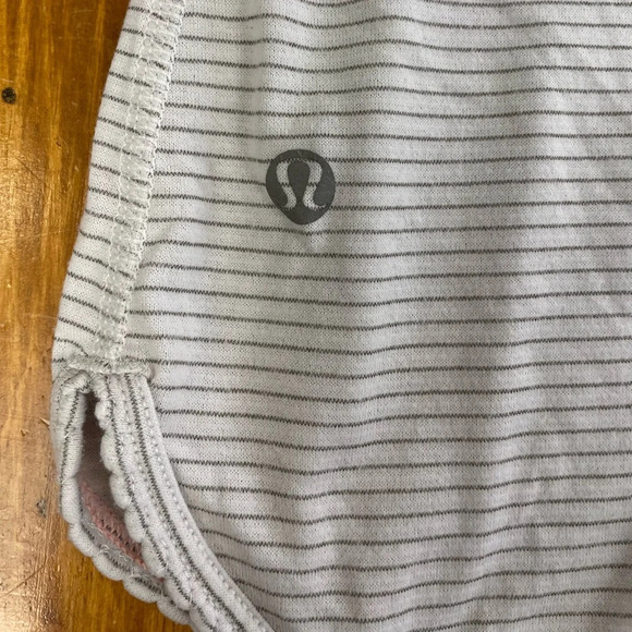 Lululemon 105 F Singlet, Pink & Grey, size 4 - Picture 9 of 10